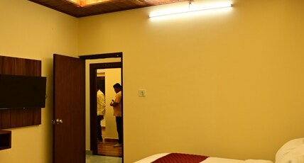 Ridhis Inn Room Type - Standard Non AC Room Ridhis Inn Room Type - Standard Non AC Room