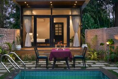 Pixotell Azzure - The Luxury Boutique Hotel