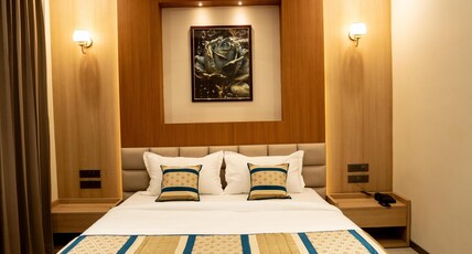 HOTEL ANJANI PALACE Room Type - Deluxe Room