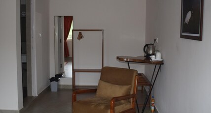 Bee's Coorg Backwater Homestay Room Type - Cottage 4