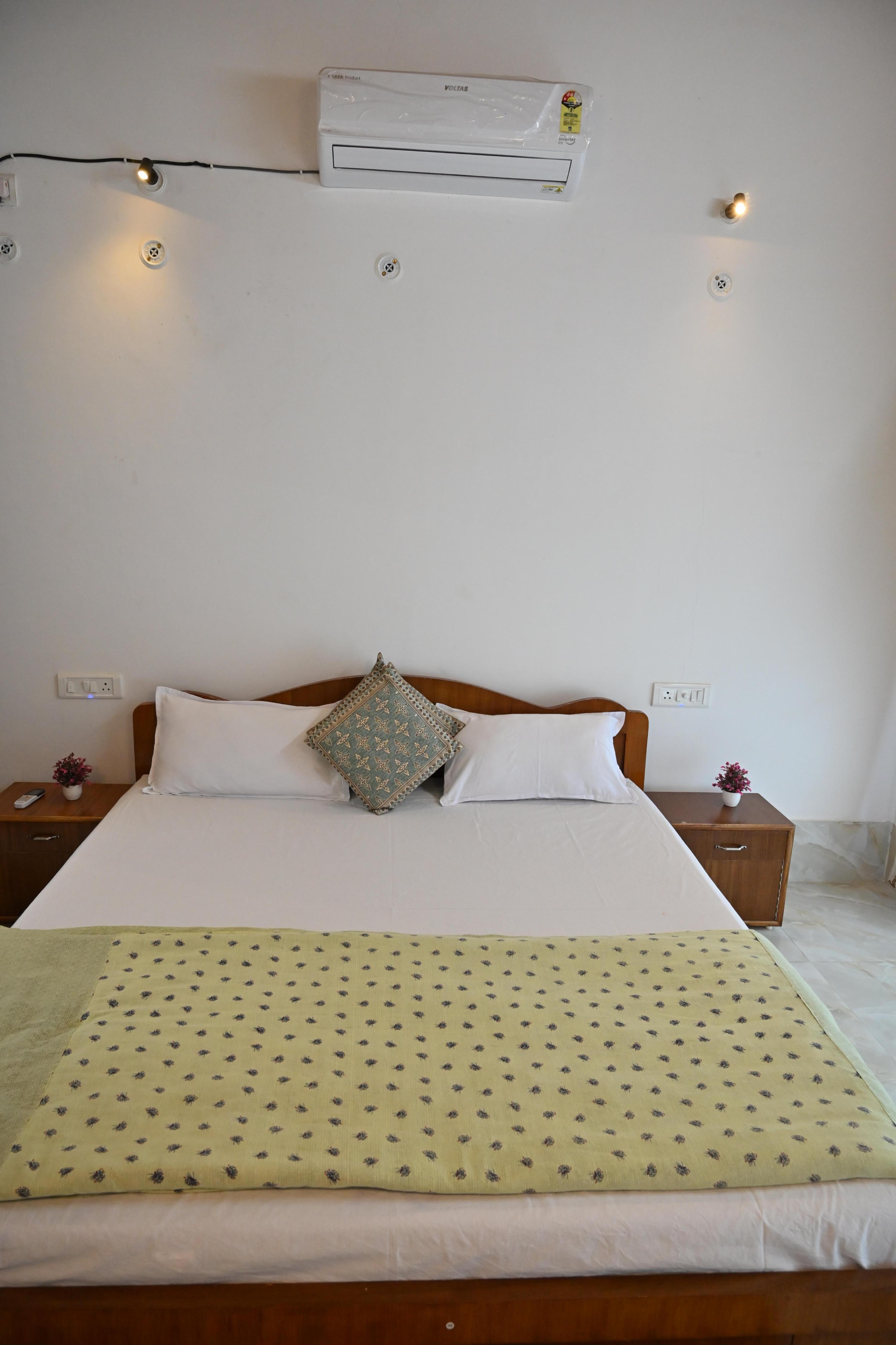 Corbett Rivervalley Homestay  - Tap to explore photos