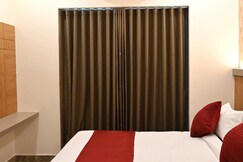 The Sky Comfort Hotel Mahi