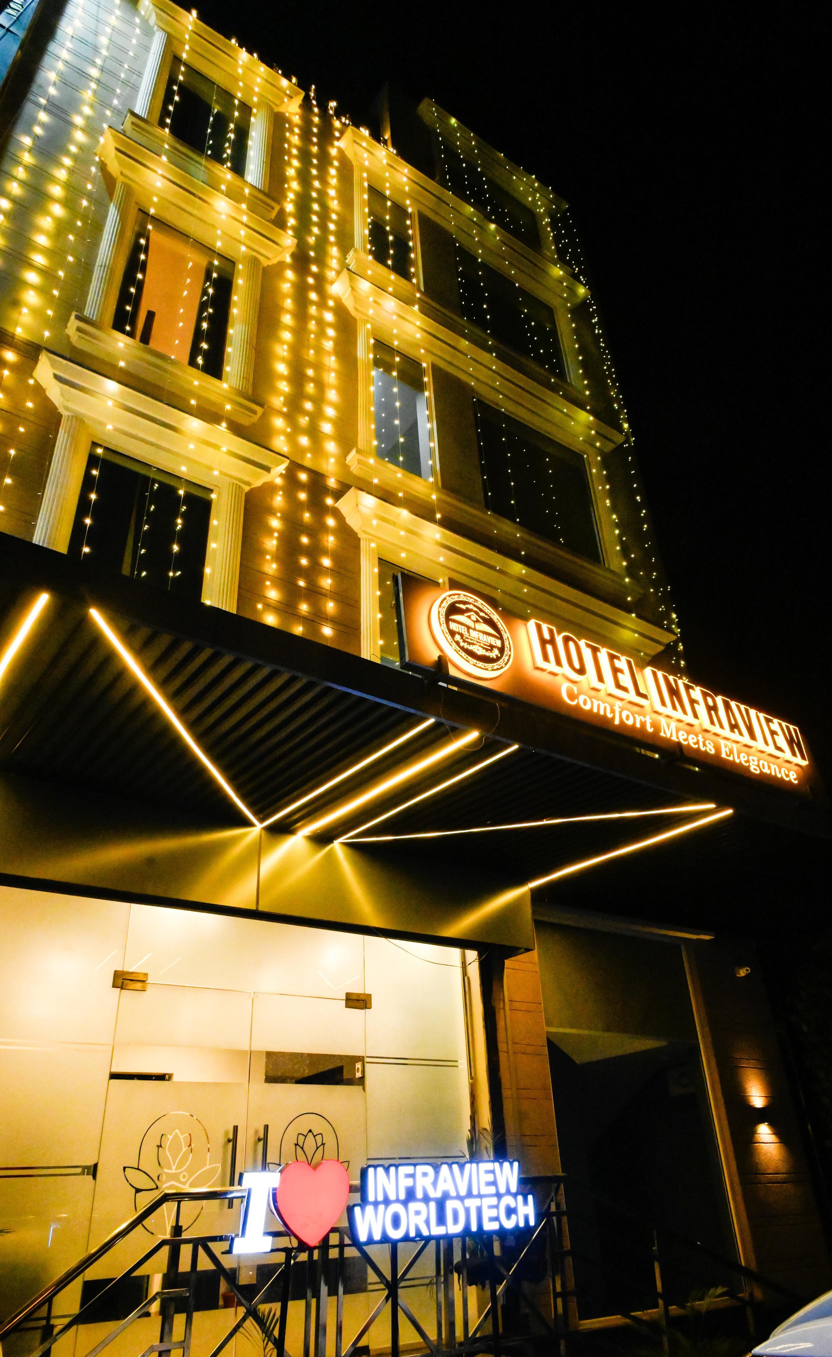 HOTEL INFRA VIEW - Tap to explore photos