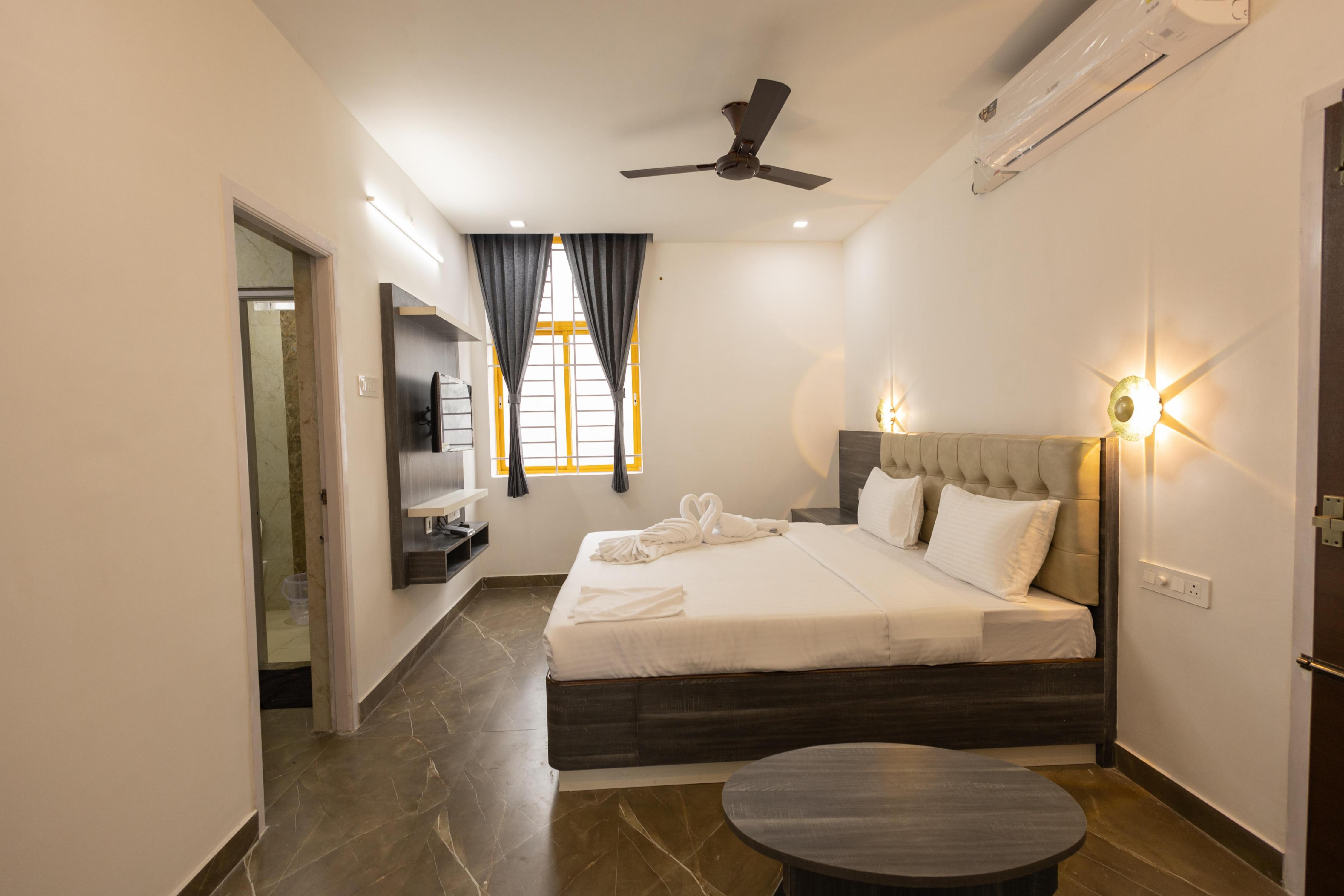 Hotel Kurunjii Residency Room Type - Deluxe Room