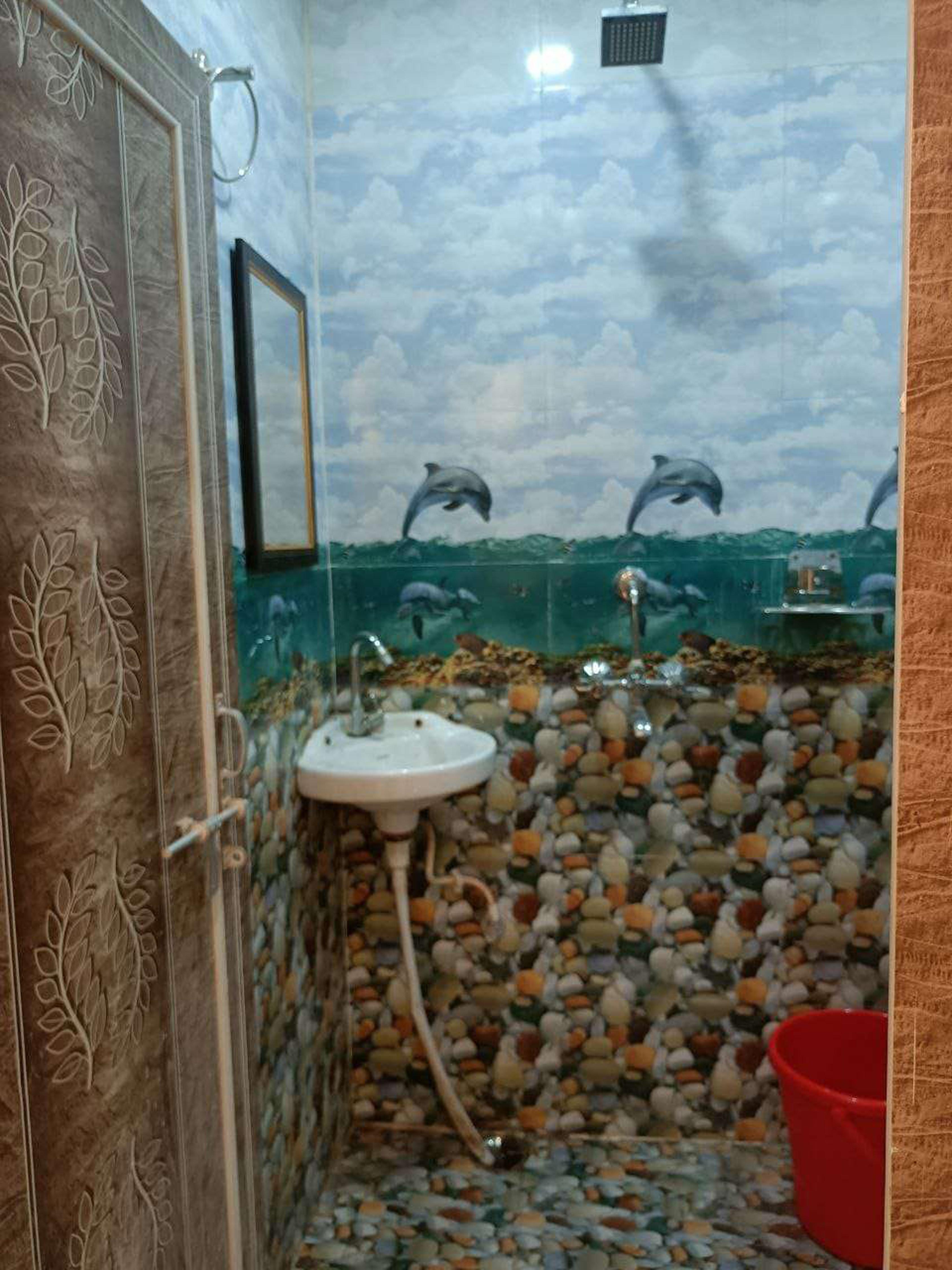 Sanskriti Guest House Maldahiya Varanasi - Tap to explore photos