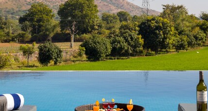 ELIVAAS Signature Cows and Cuddles Farmstay 4 BHK with Pvt Pool and Garden Room Type - ELIVAAS Farmstay 4 BHK with Pvt Pool and Garden