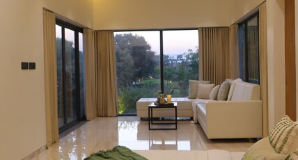 The Lavish Greens Resorts Room Type - Panoramic SUITE ROOM (Garden View)
