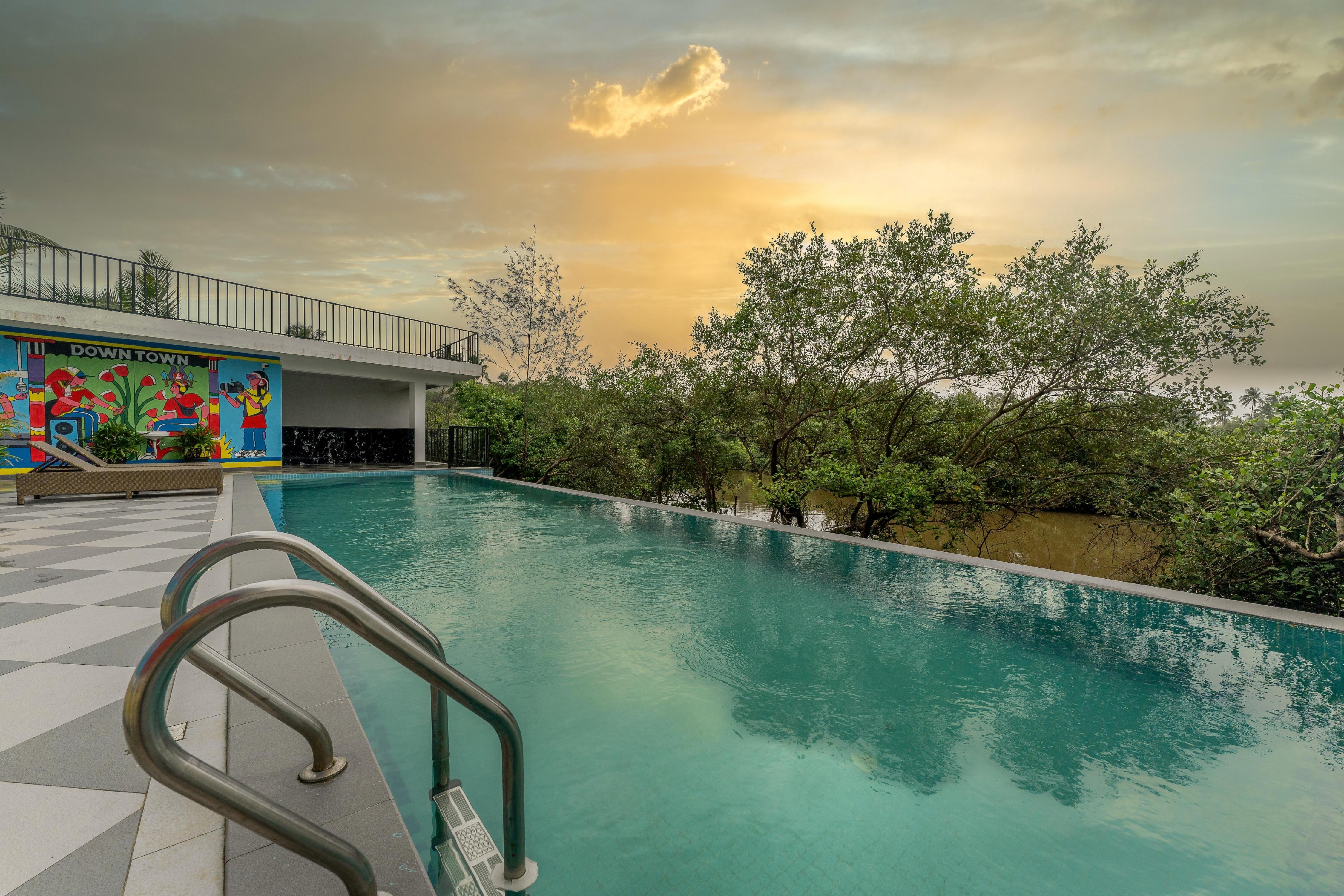 Downtown Hostels Arambol- Boutique Rooms - Tap to explore photos
