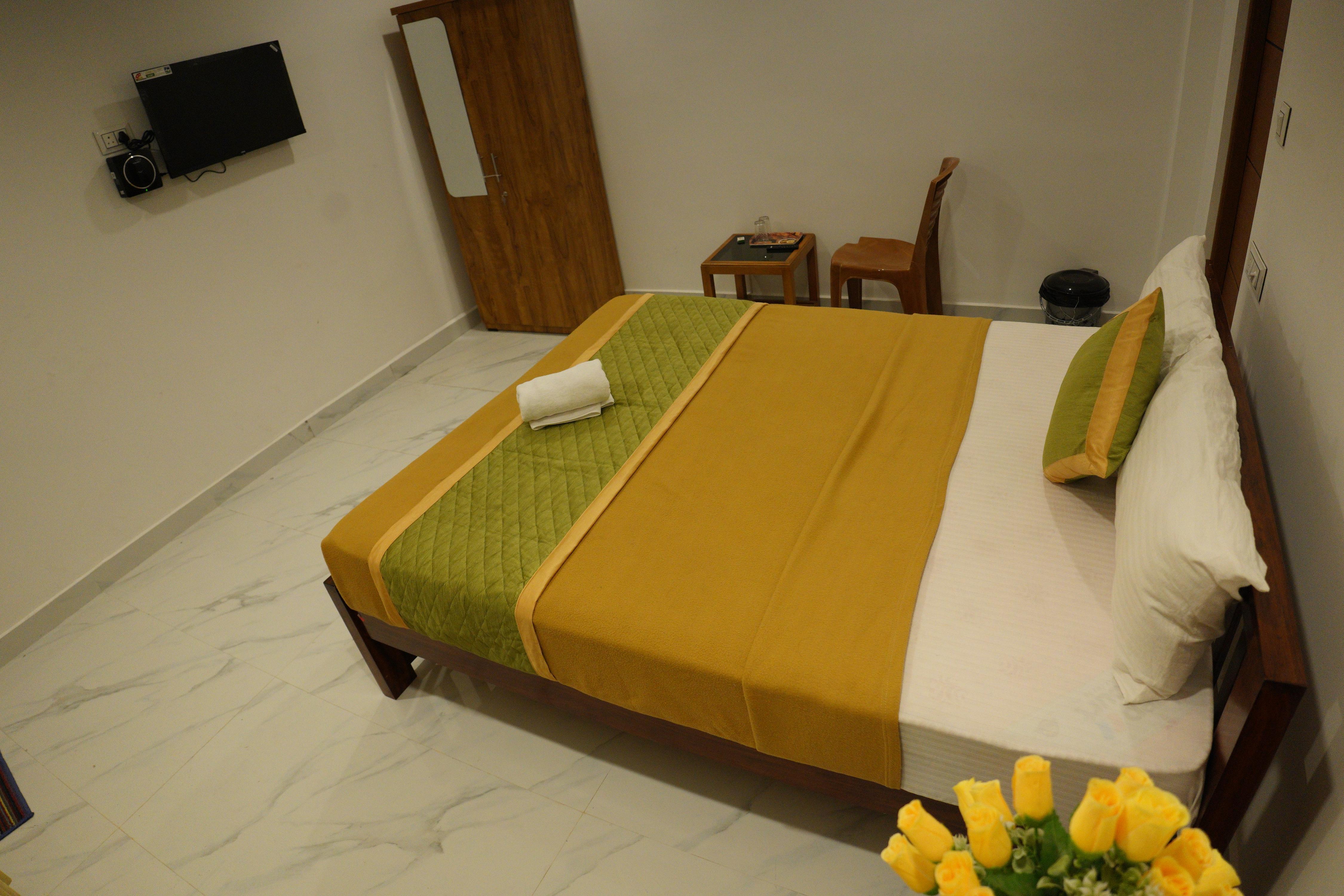 Rose County Thekkady Room Type - Deluxe Room