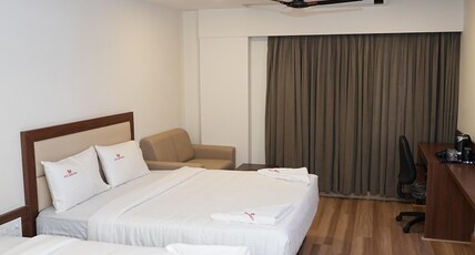 Hotel Grand Sigma Room Type - Executive Quadruple Room - Breakfast Included