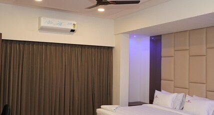 Hotel Grand Sigma Room Type - Suite Room - Breakfast Included