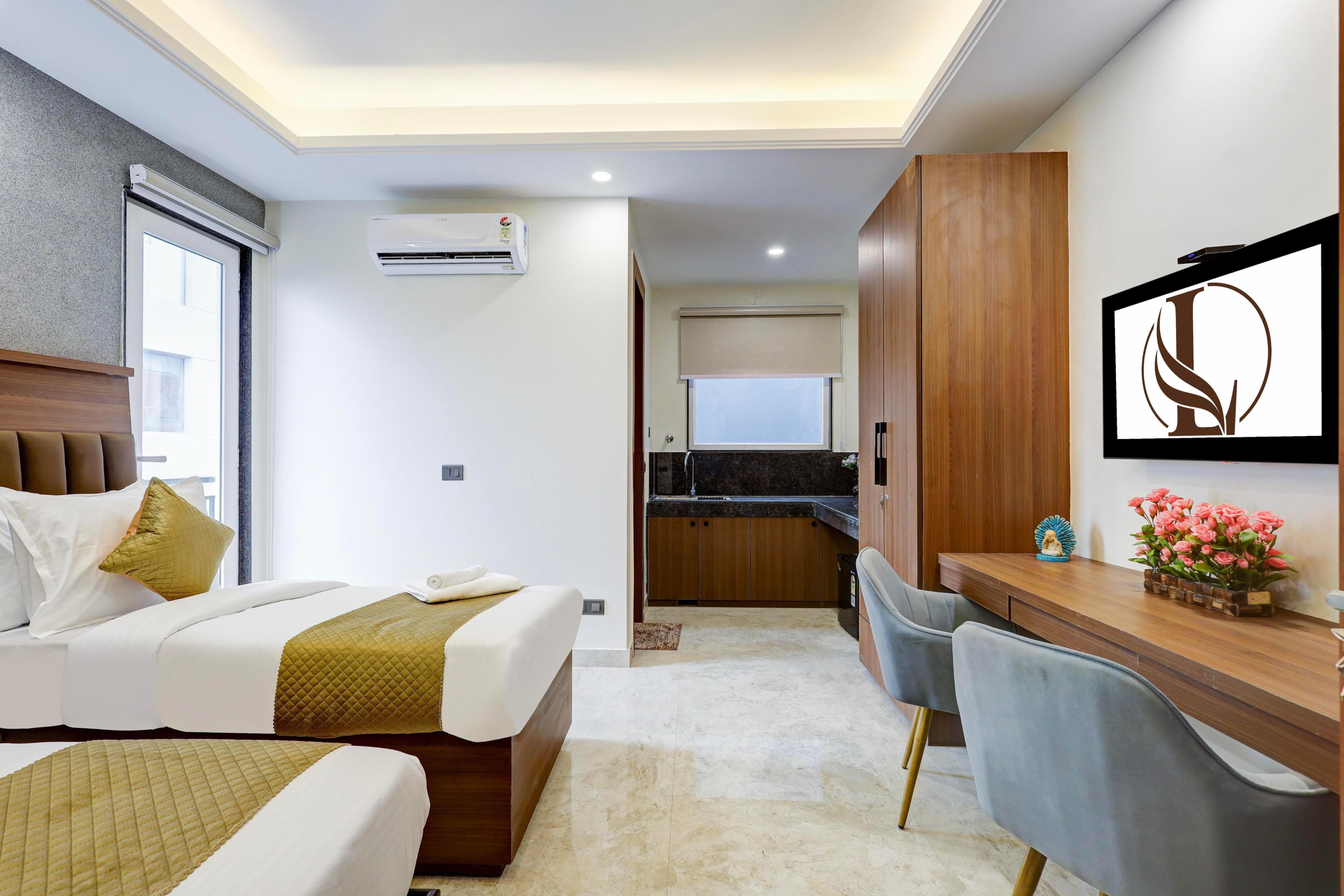Limewood Stay Premium Studios - Near Sector 29 - Tap to explore photos
