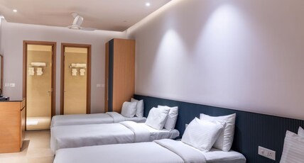 Krishna's Courtyard Hotel & Convention Room Type - Family Suite