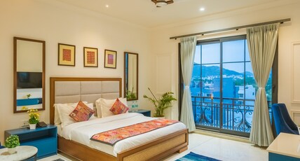 Tripli Hotels Blue Moon Room Type - King Suite