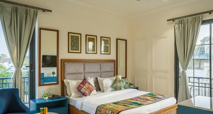 Tripli Hotels Blue Moon Room Type - King Room with Balcony Tripli Hotels Blue Moon Room Type - King Room with Balcony