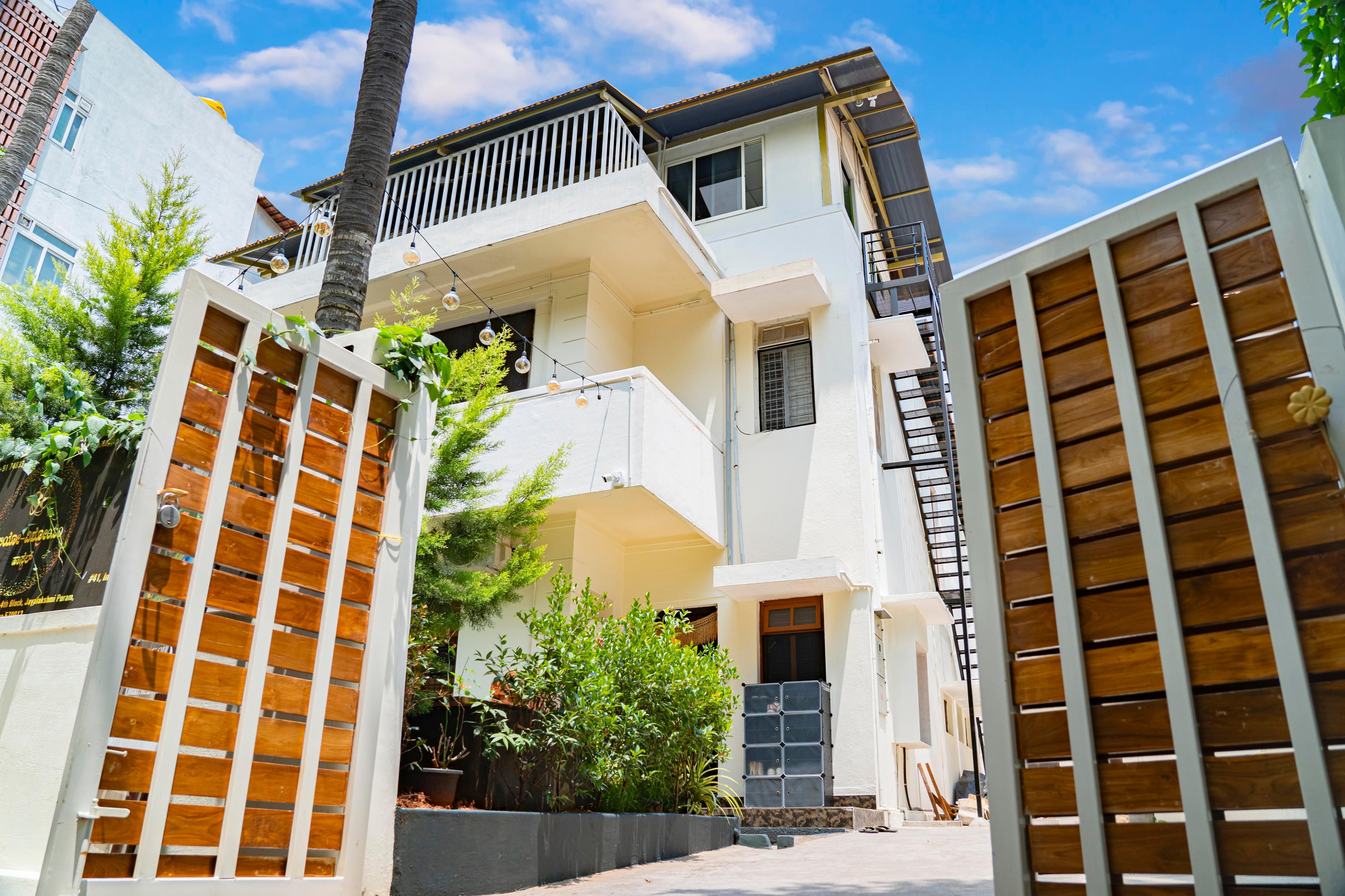 Leo vishroam, Mysore