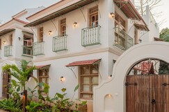 ELIVAAS Amayah 3 BHK with Outdoor Pool