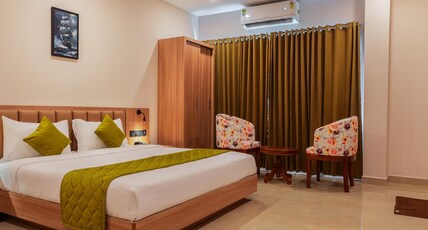 Airport Haven Room Type - Deluxe Room AC