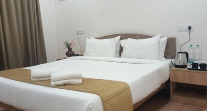 Bijaspur Royale Tree Resort Room Type - Mangrove AC Cottage