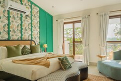 ELIVAAS Signature Villa Paraiso 4 BHK with Pool & Bar