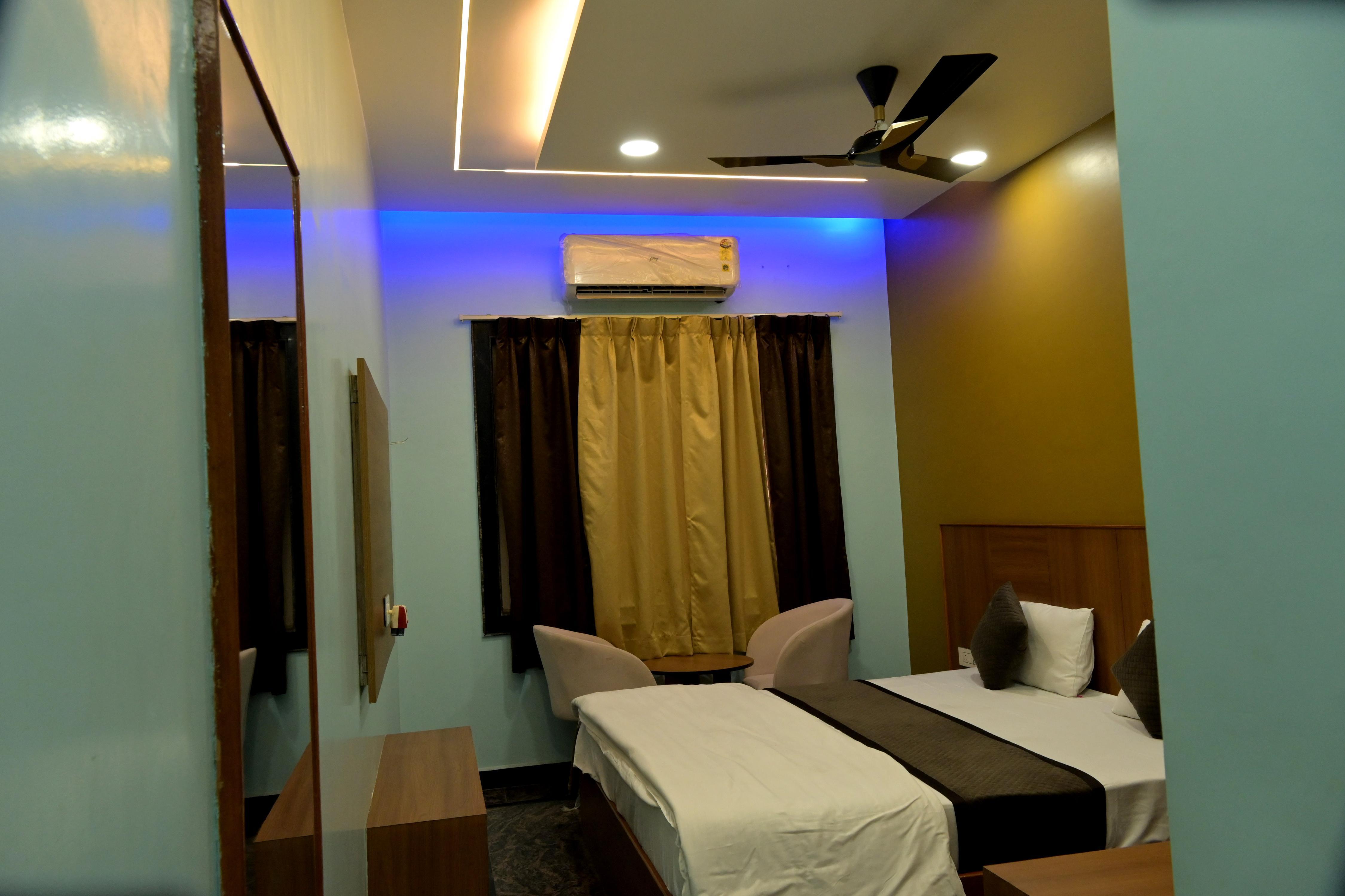 Triveni Hotel And Restaurant - Tap to explore photos