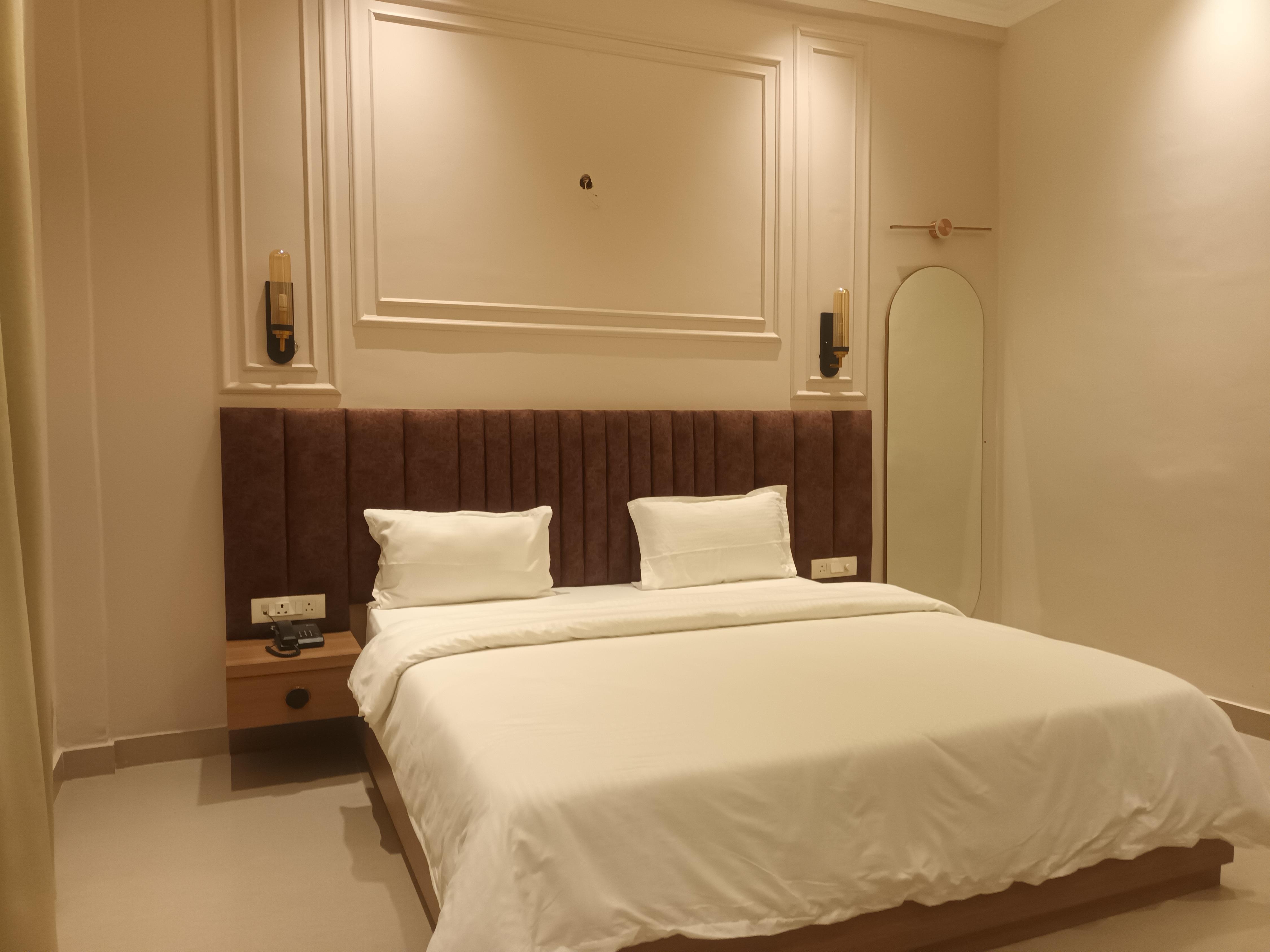 Hotel Divine Banaras(Resort) - Tap to explore photos