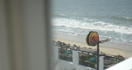 Golden Sands Cherai Room Type - Deluxe AC Room with Side Sea and Backwater View