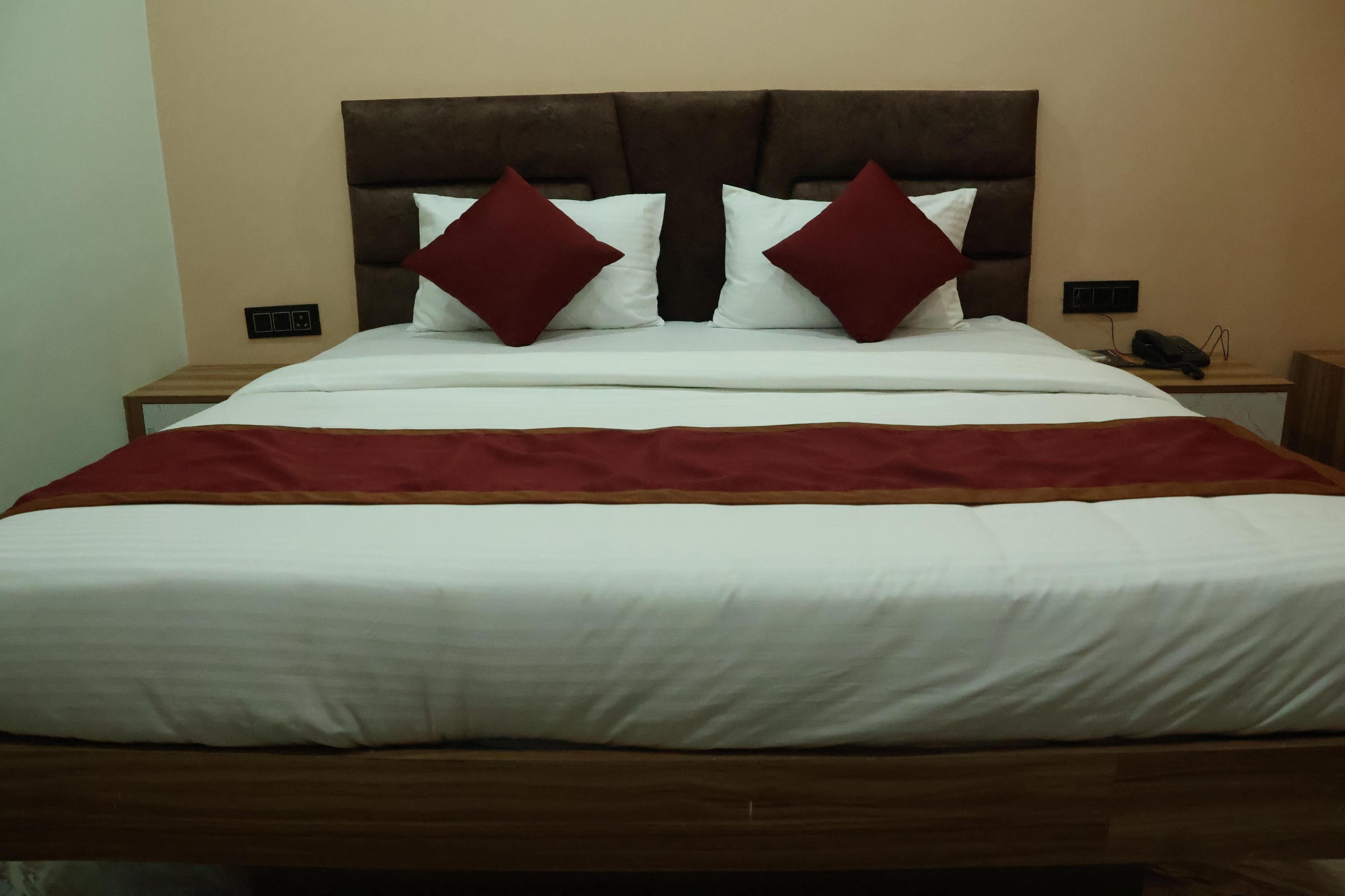 HOTEL R.J. INTERNATIONAL Room Type - Standard Non Ac Room