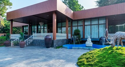 Nishigandha Jalmahal Resort Room Type - Executive Suite Room with Private Sitout Area Nishigandha Jalmahal Resort Room Type - Executive Suite Room with Private Sitout Area