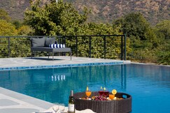 Lakeside 4 BHK Villa at Relaxing Location of Udaipur