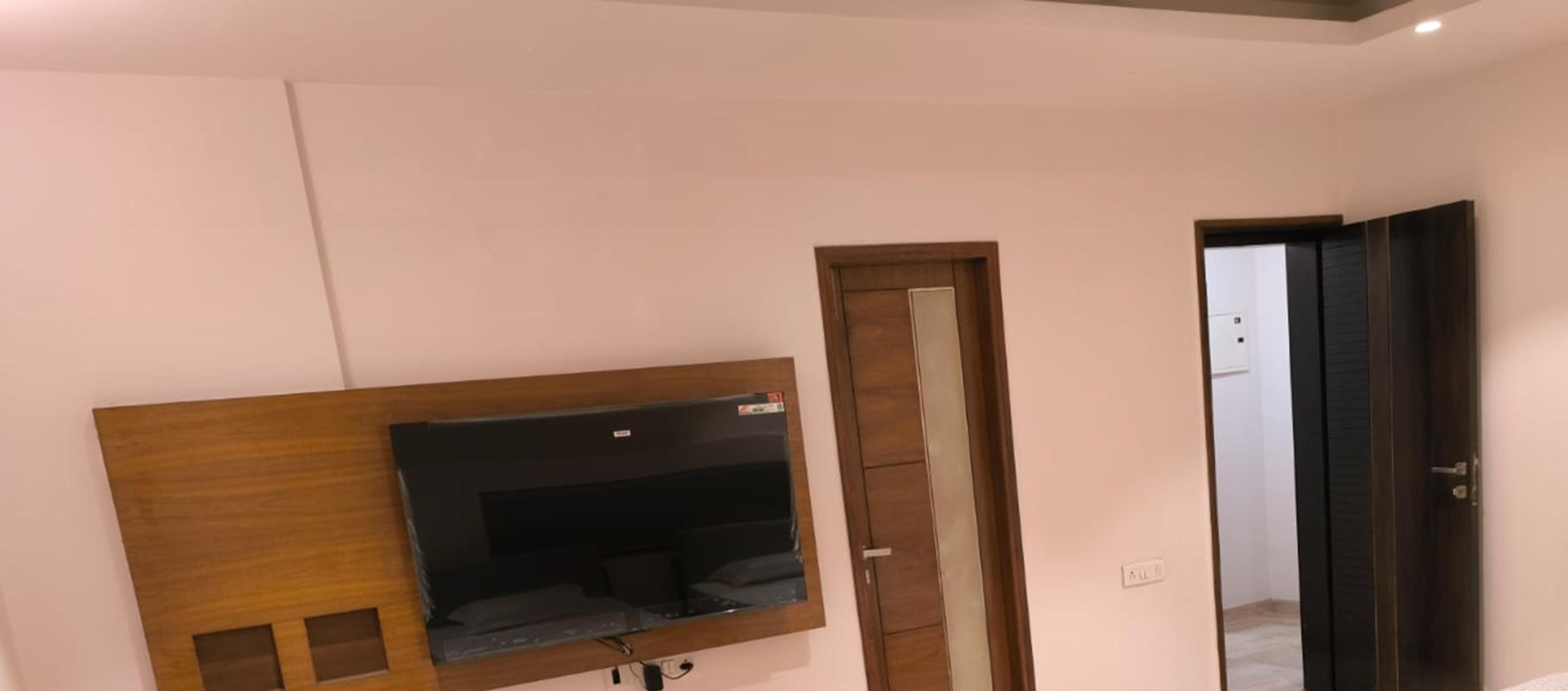 Emcure Guest House - Shilaj Ahmedabad - Tap to explore photos