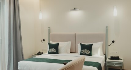 Narayan Kothi Room Type - Panchjanya Executive Room with King Bed