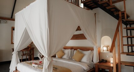 Niruttara Kabini Room Type - Lily Pool Hut