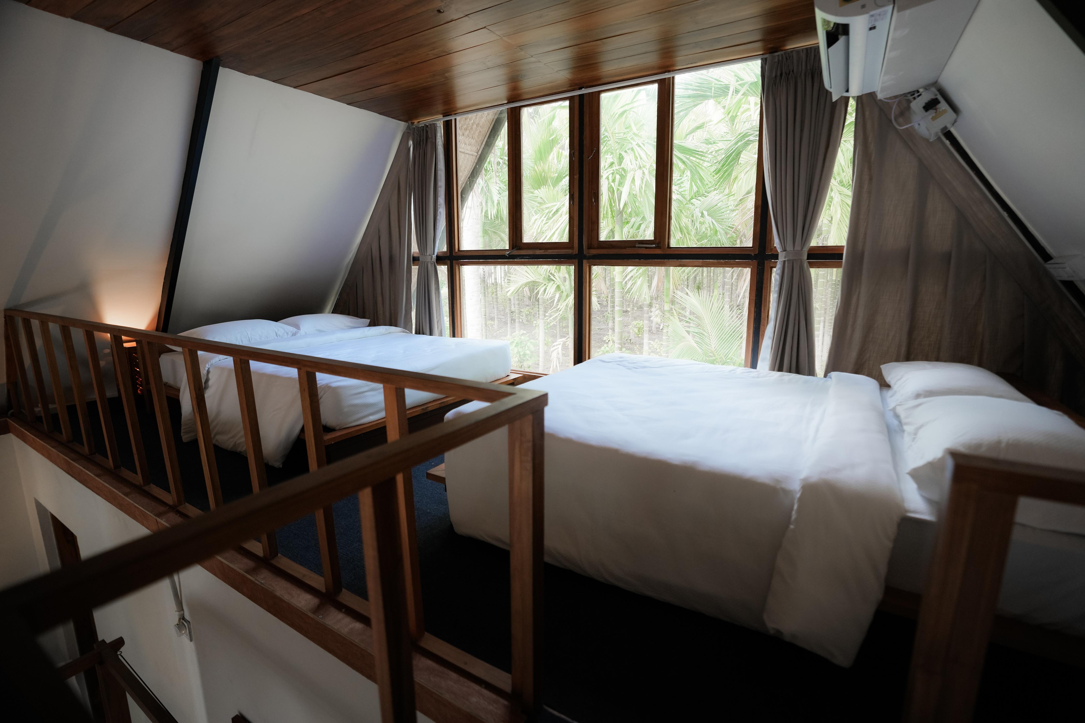Niruttara Kabini Room Type - Lily Pool Hut