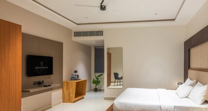 Anantharaa Hotel Tiruvannamalai Room Type - Deluxe Triple Room