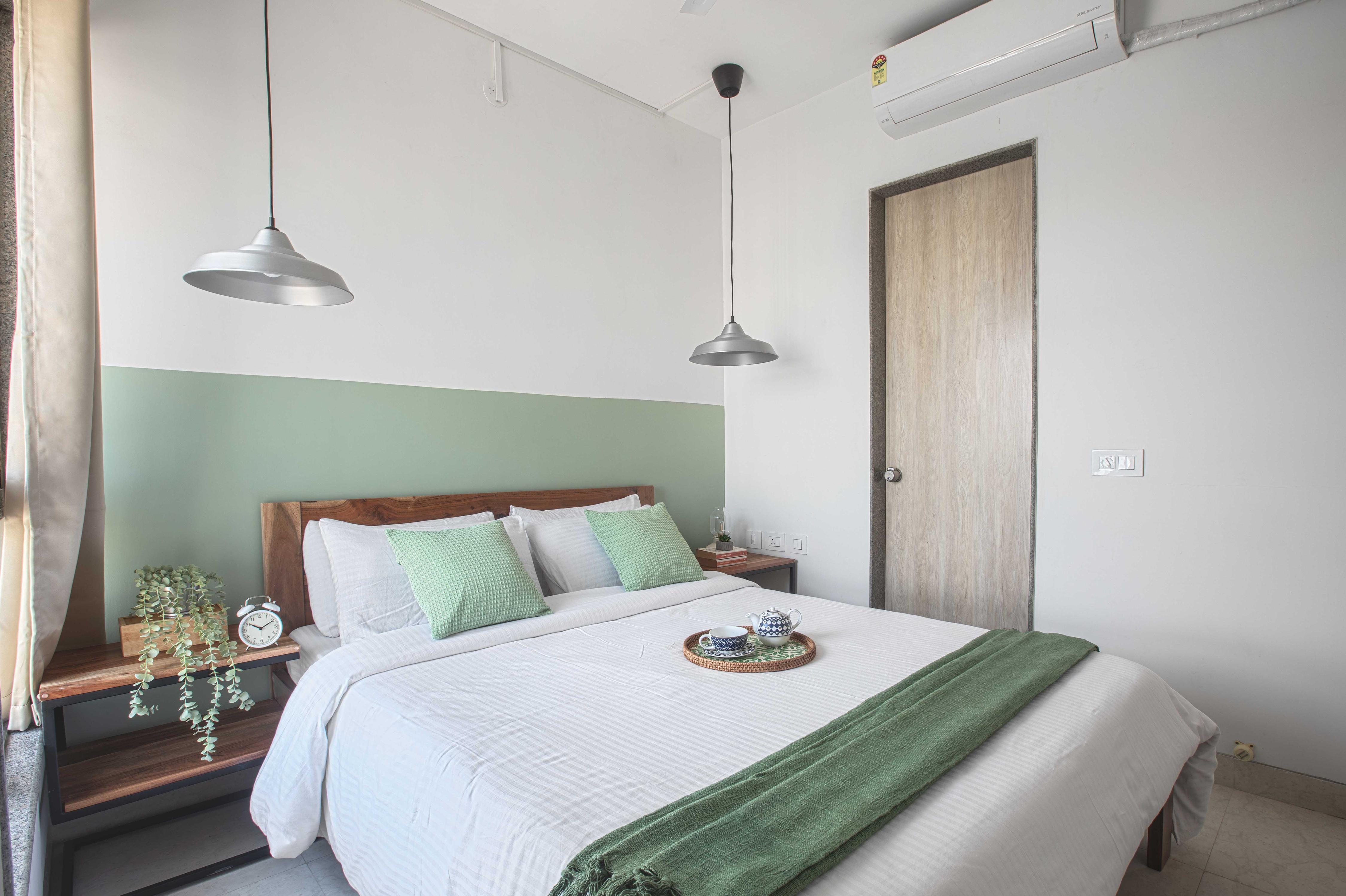 Nook&Co | AC, Smart TV | BKE - Tap to explore photos