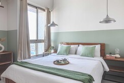 Nook&Co | AC, Smart TV | BKE