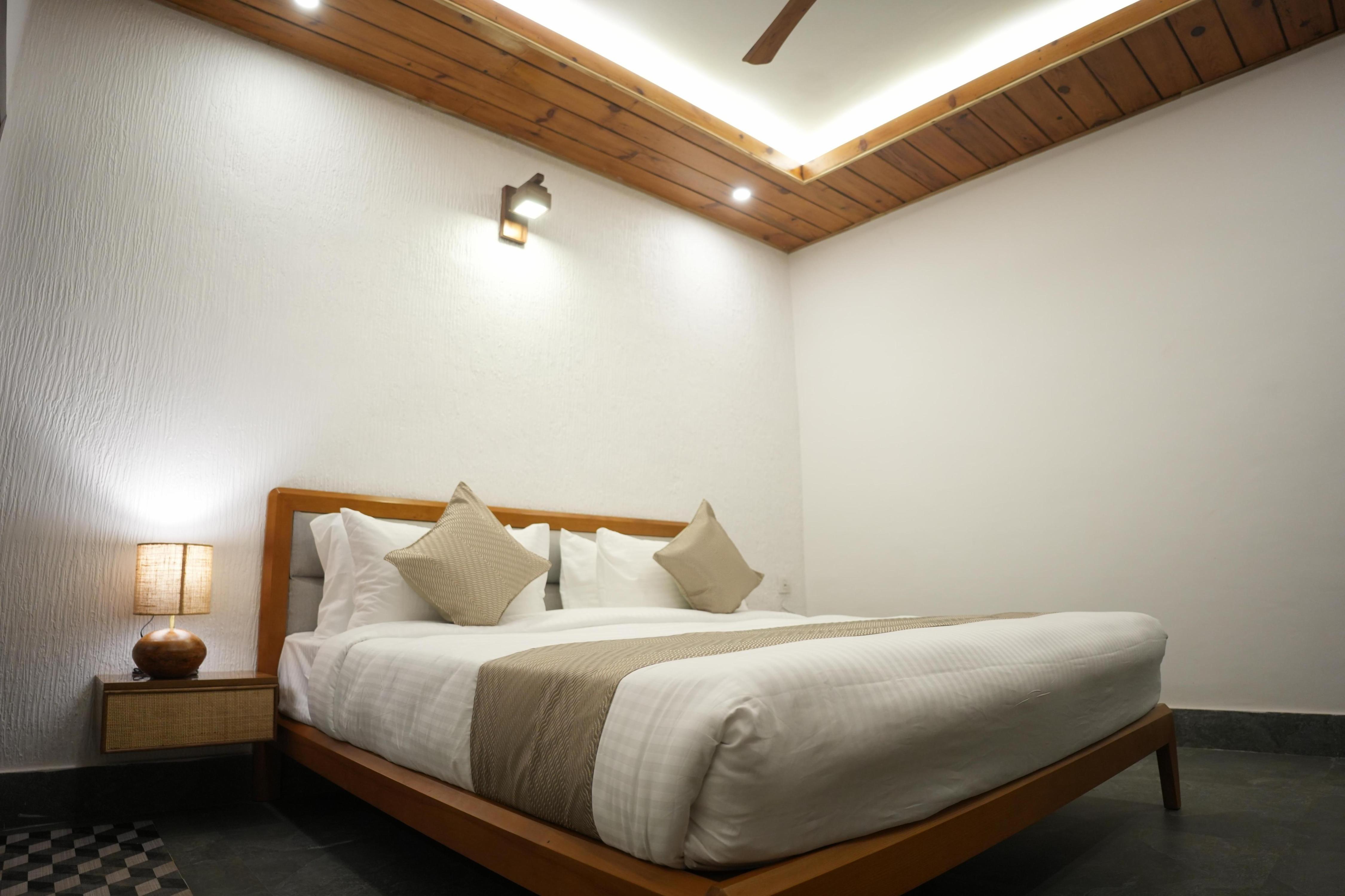 3 Acres Resort Room Type - Flamingo