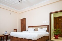 Hotel Shiva Nilay