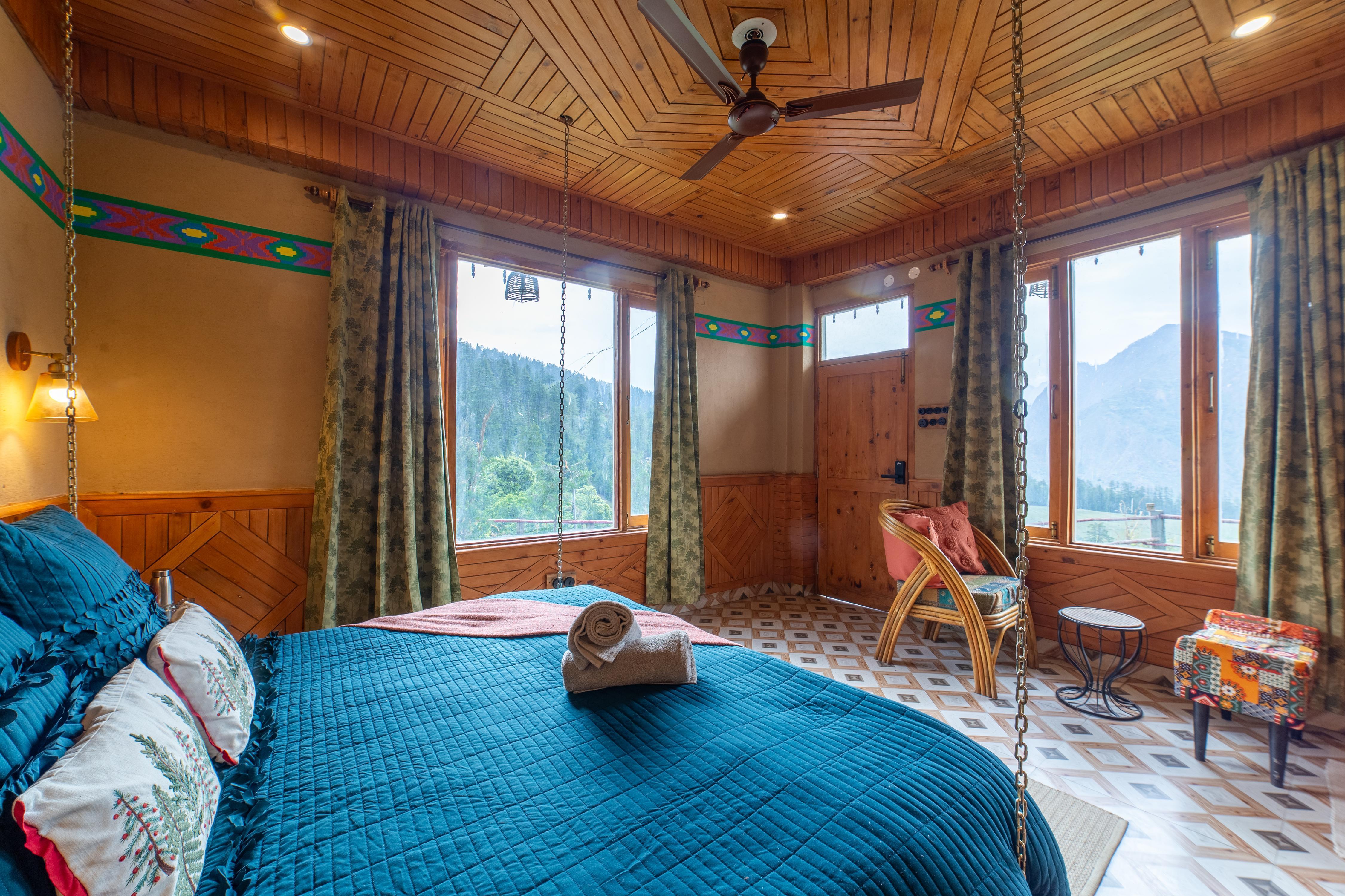 Hiraeth- Boutique Chalet Room Type - Meadow