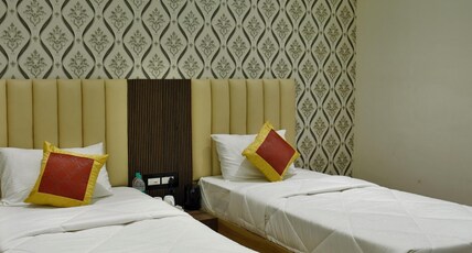 Resort Royal Orbit Room Type - Executive twin bed