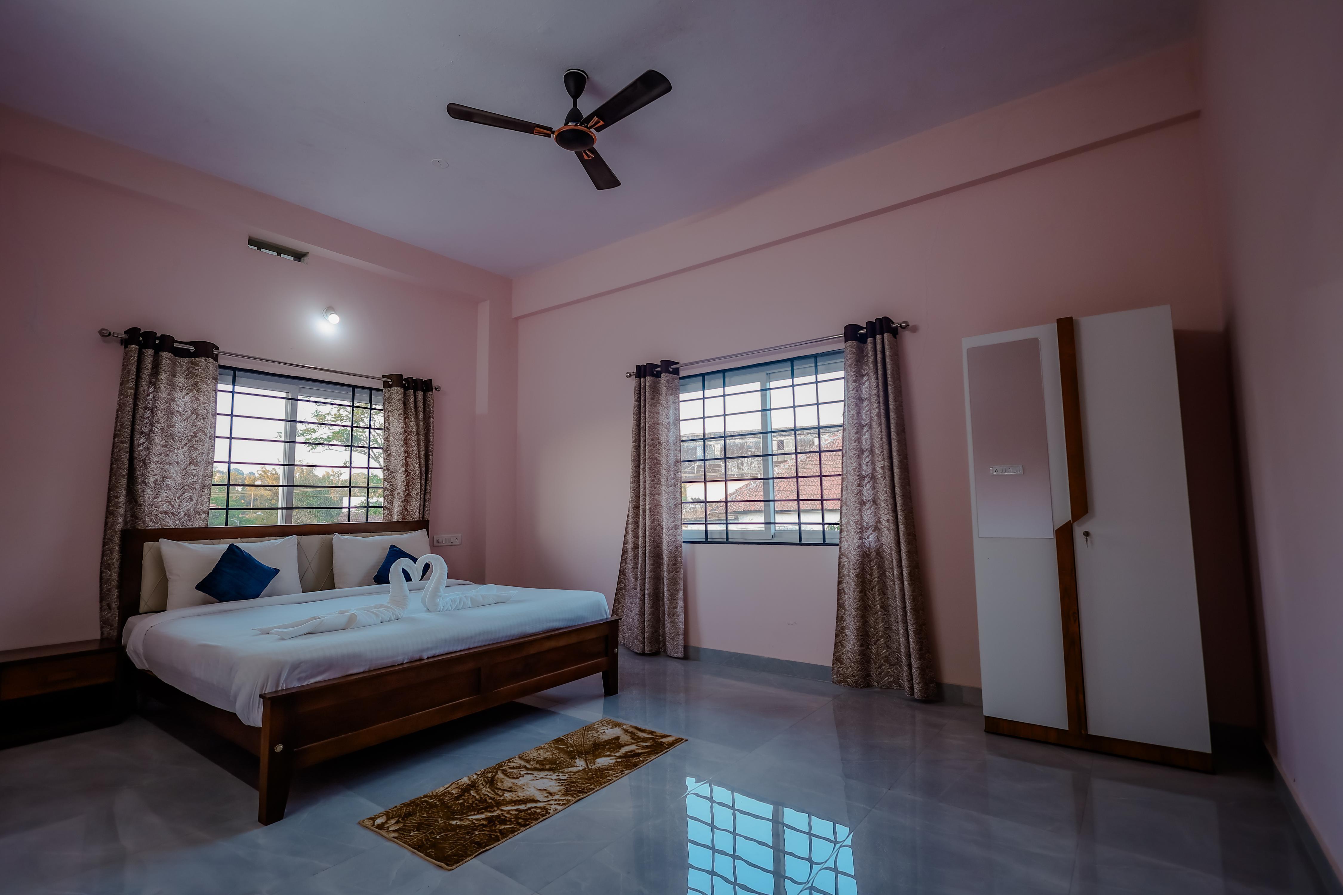 Cozy Corner Homestay - Tap to explore photos