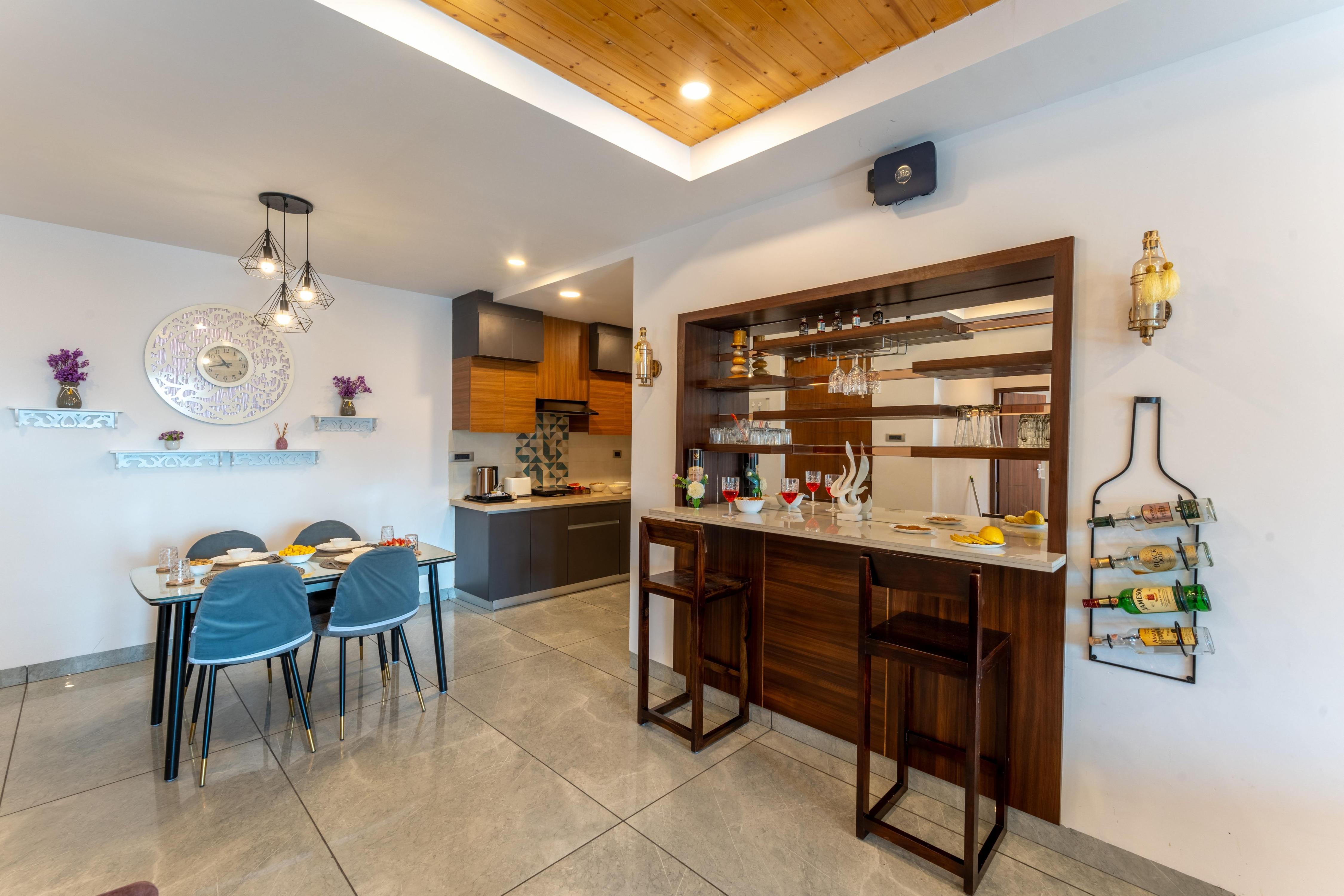 IOI Stays Echoes of Shimla, 3BHK - Tap to explore photos