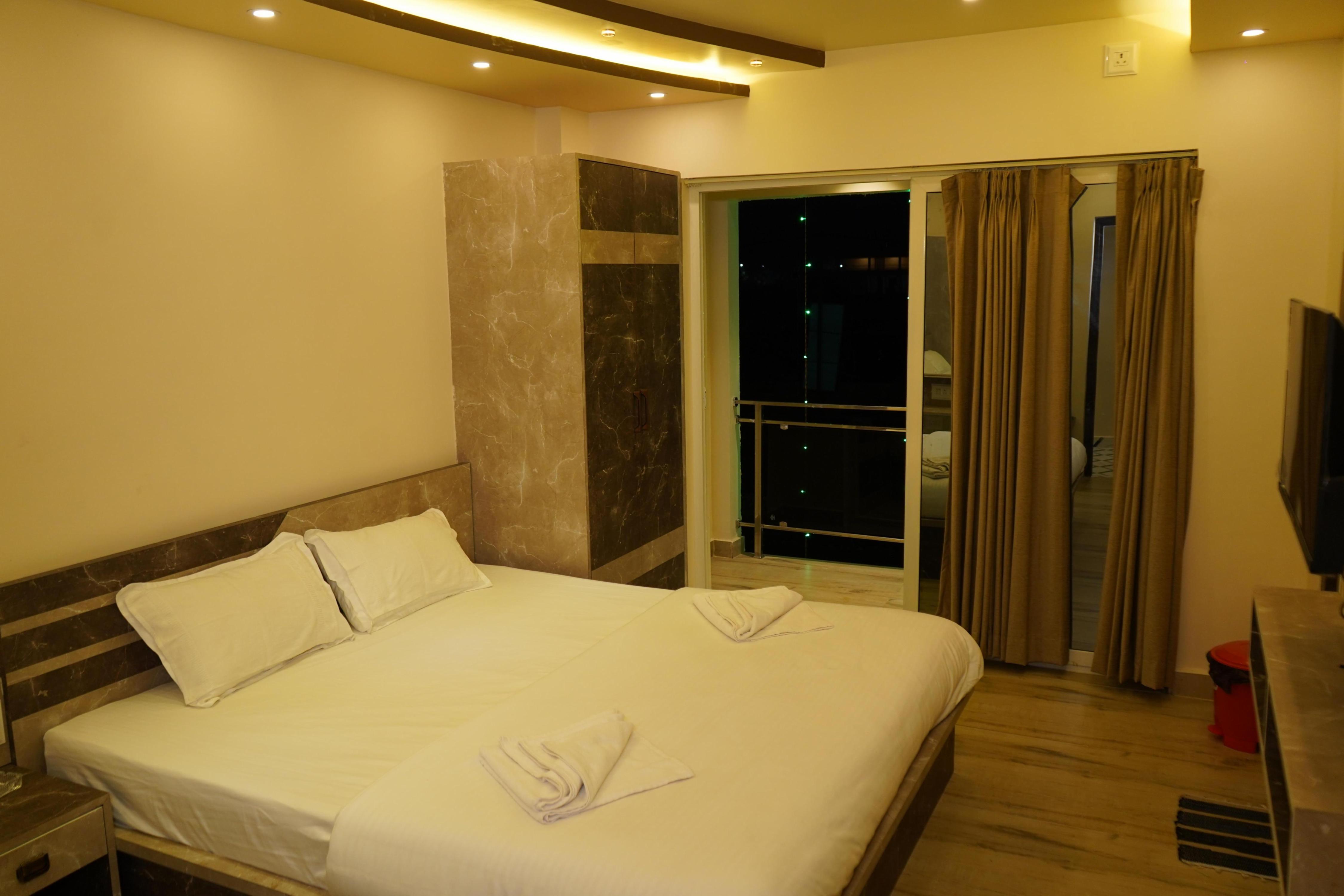 Prapti Resort Room Type - PREMIUM TEMPLE FACING ROOM