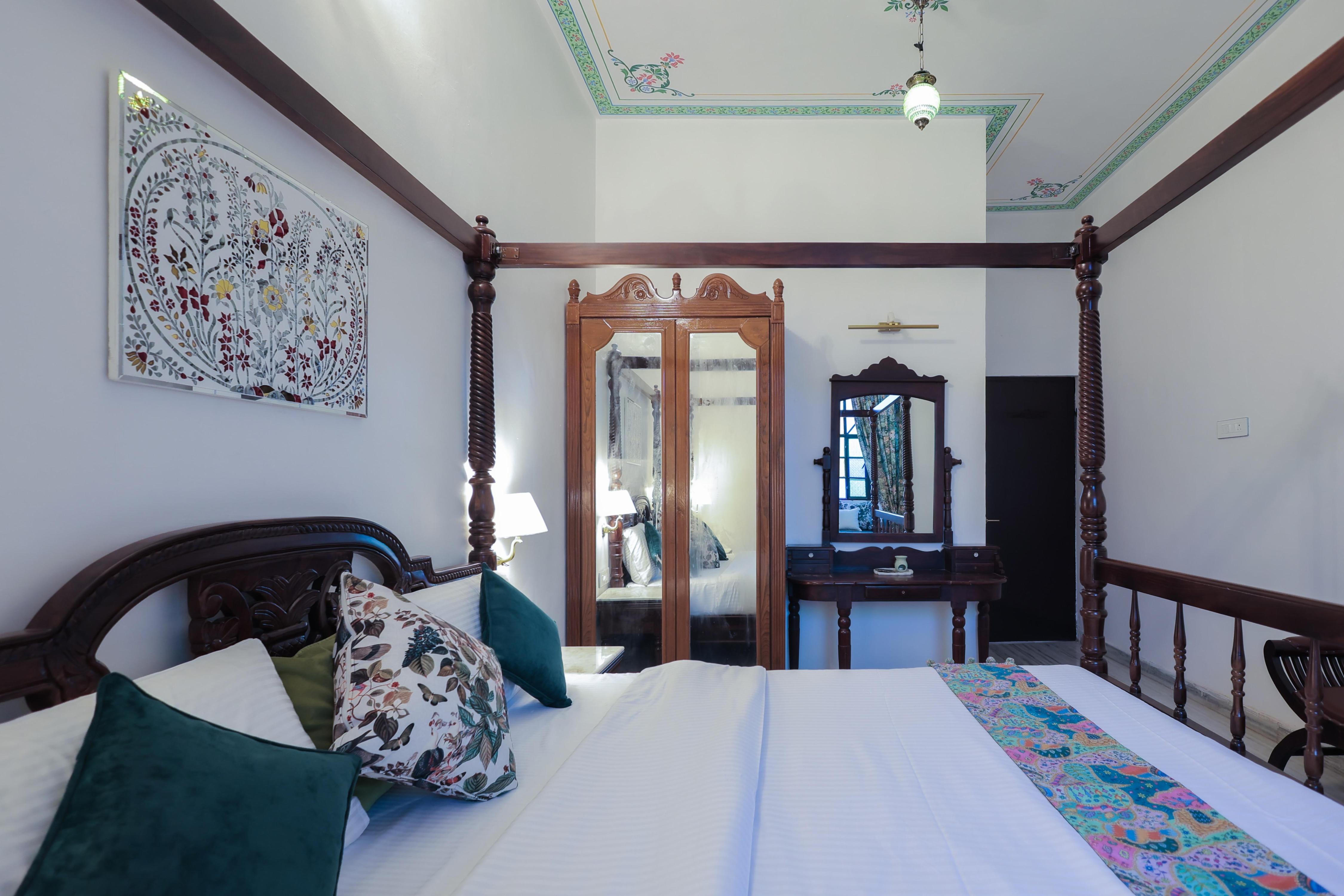 Roop Mahal Homestay - Tap to explore photos