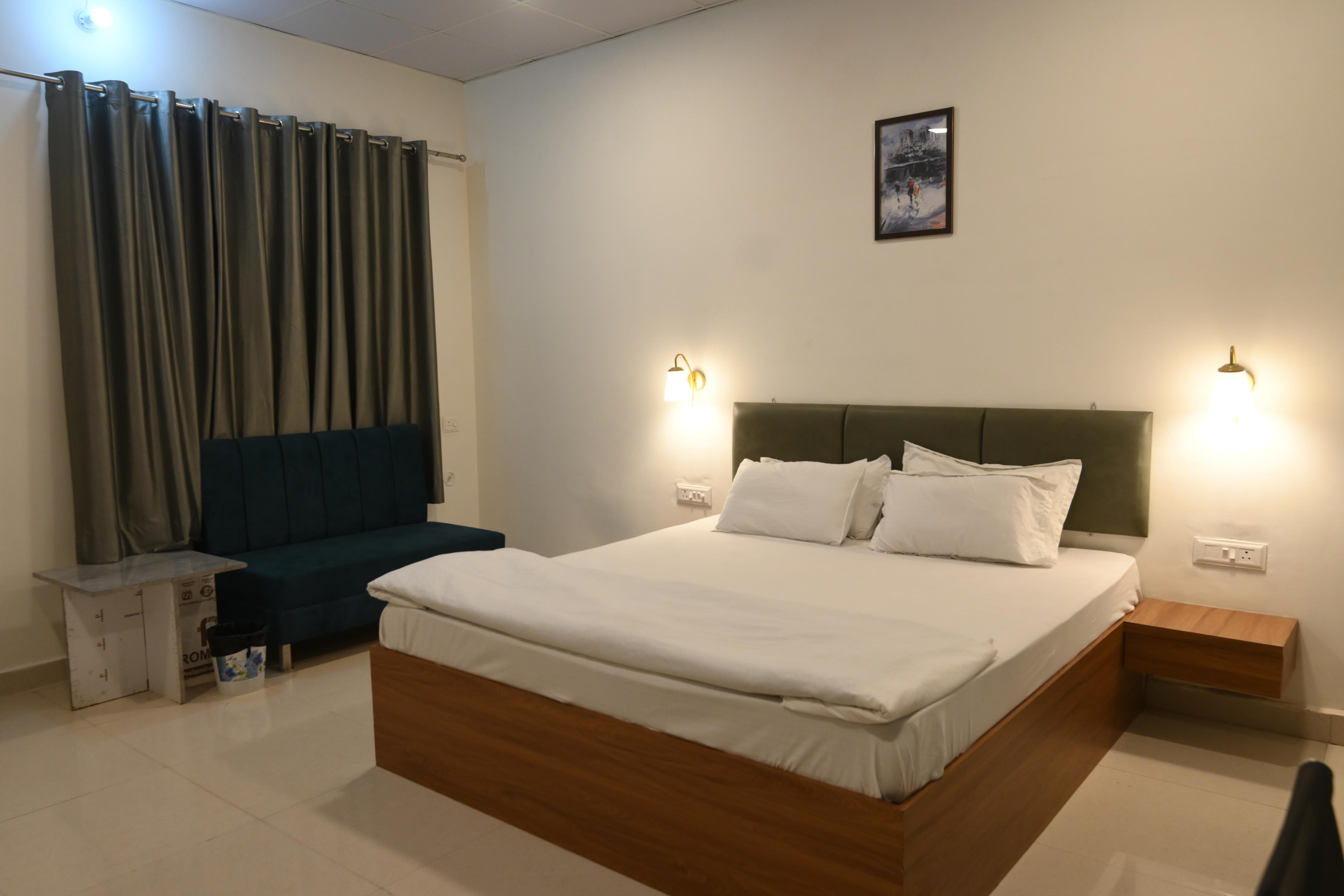 Yamuna INN - Tap to explore photos