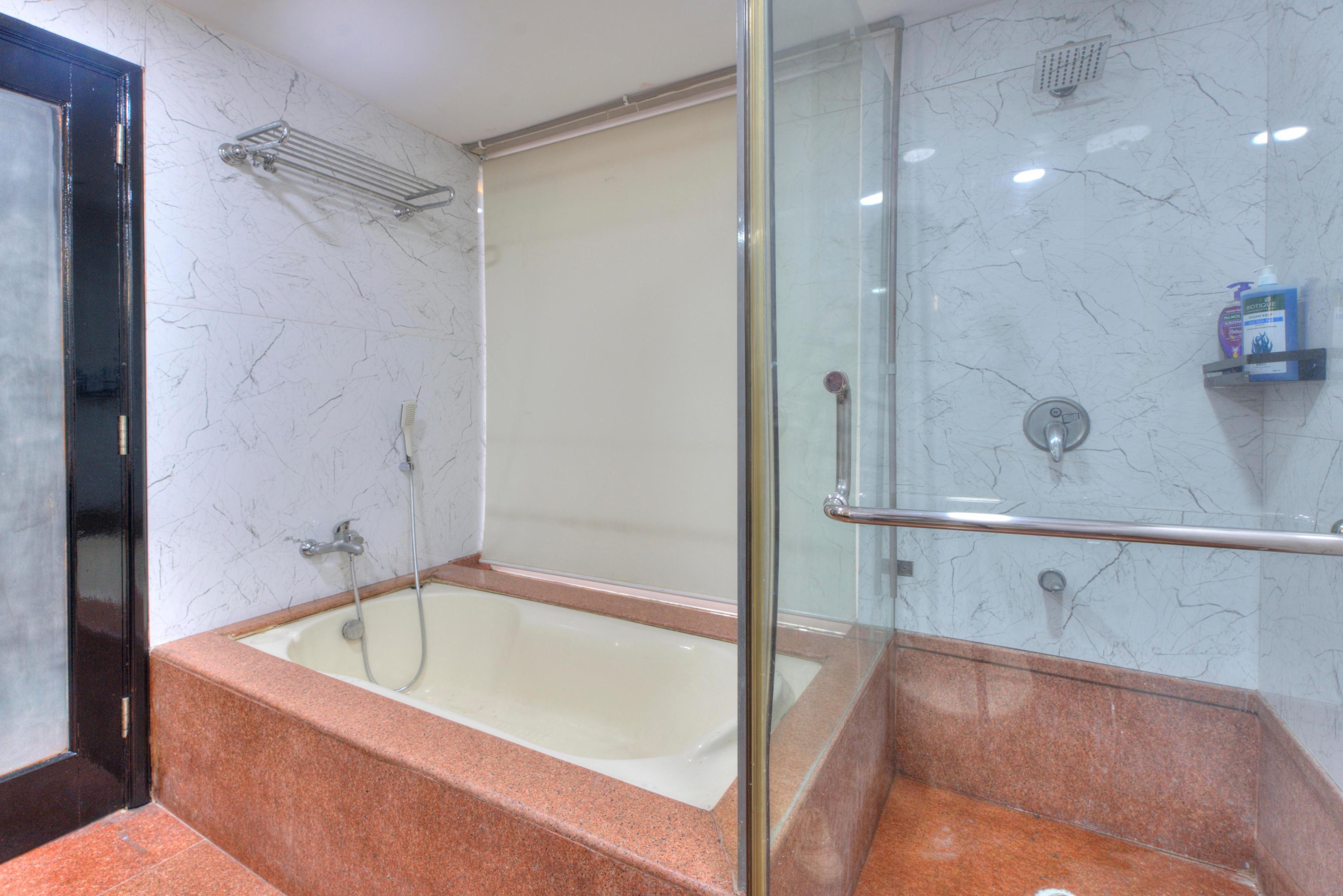 Modern Serviced Apartments - Tap to explore photos