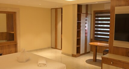 Hotel Ananta Sayana Room Type - Premium Deluxe