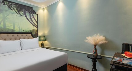Madelise Amica Hotel & Travel Room Type - Superior Double Room
