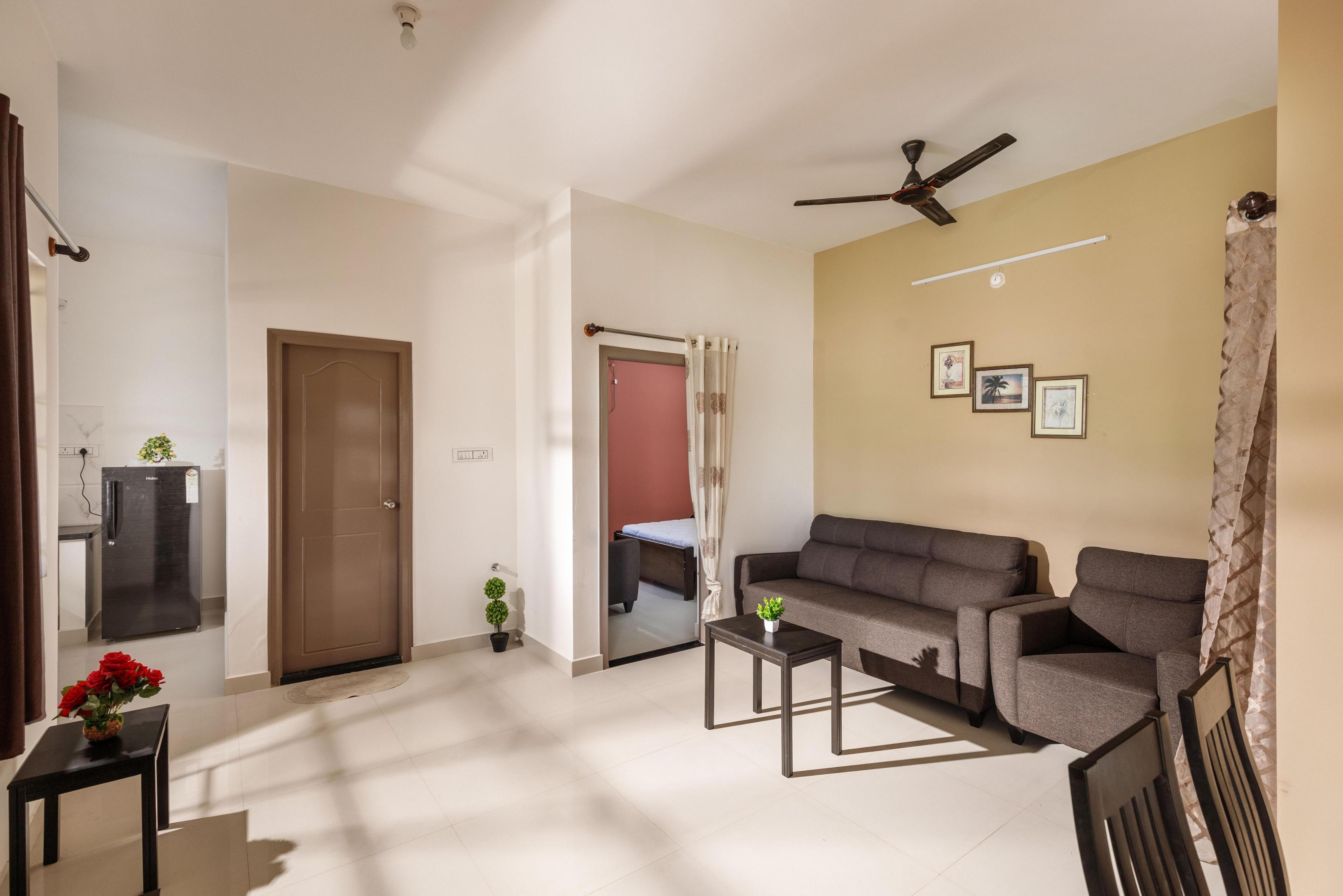 JhilMil Pool Villa by StayJade|2BHK|Pool|Lawn| - Tap to explore photos